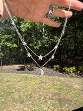 Double Strand of Diamond Stars and Moon