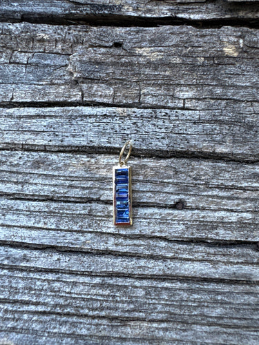 Blue Sapphire Bar with 14k Gold Border